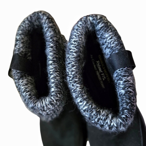 Skechers Women's Black Suede  Ankle Boots with Knit Cuff. Size 9 US. - Picture 6 of 9